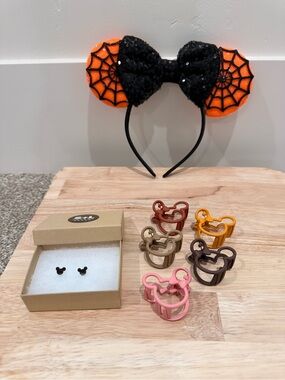 Halloween Spiderweb Minnie Ears Headband with Minnie Clips & Minnie Earrings